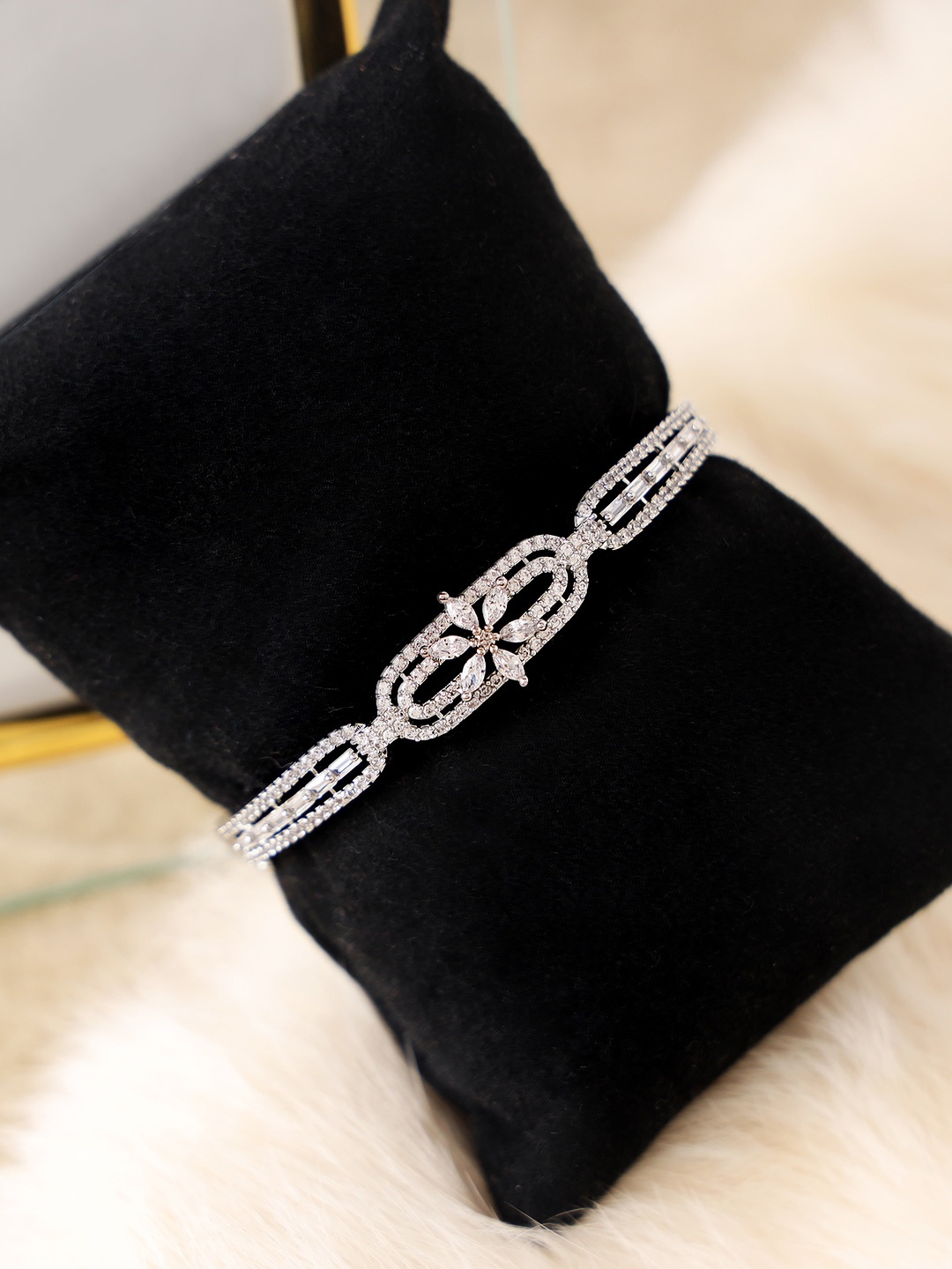 

Jazz and Sizzle Women Silver Bracelet