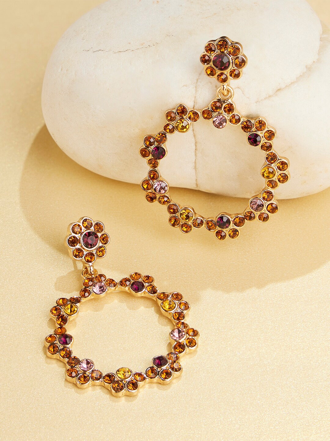

Accessorize Women Bronze-Toned Floral Drop Earrings