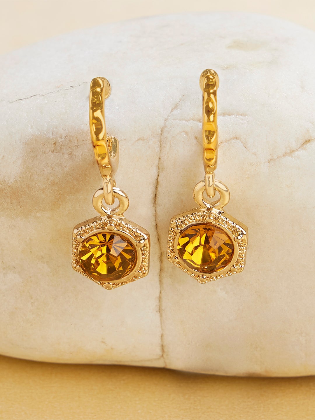 

Accessorize London Women Orange & Gold-Toned Circular Drop Earrings