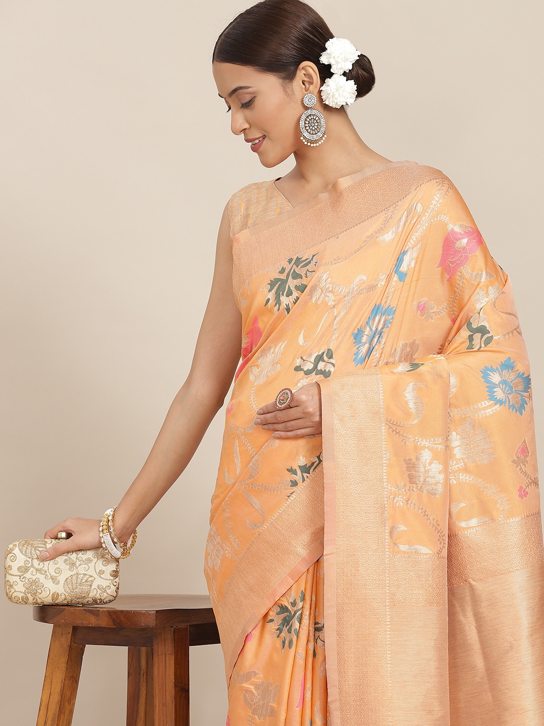 

Mitera Peach-Coloured Floral Zari Silk Blend Kasavu Saree with Blouse Piece