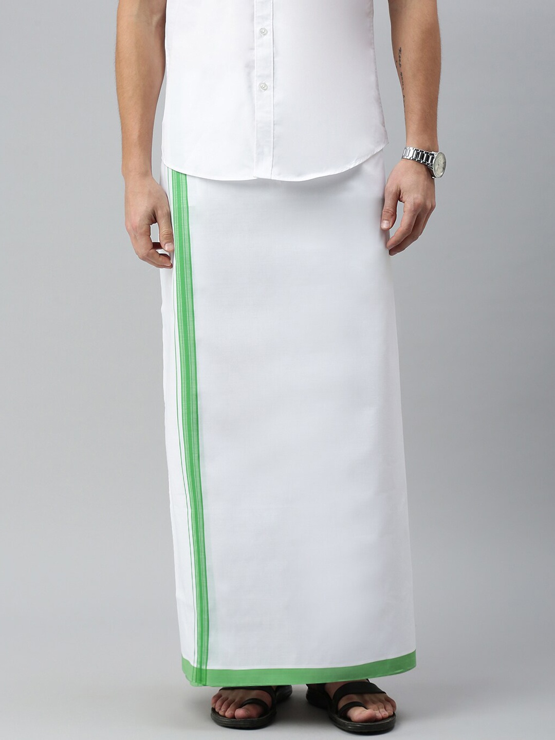 

WHITE HEART Men Pure Cotton Single Layer Dhoti with Coloured Border