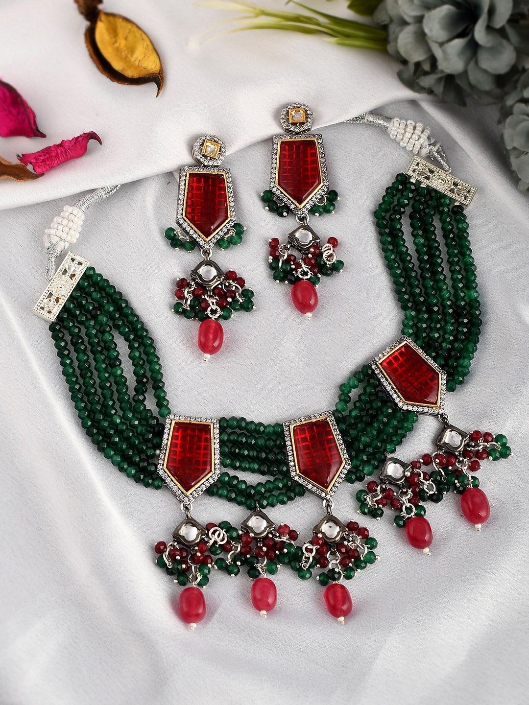

DASTOOR 24K Gold-Plated Green Polki Kundan-Studded & Beaded Jewellery Set