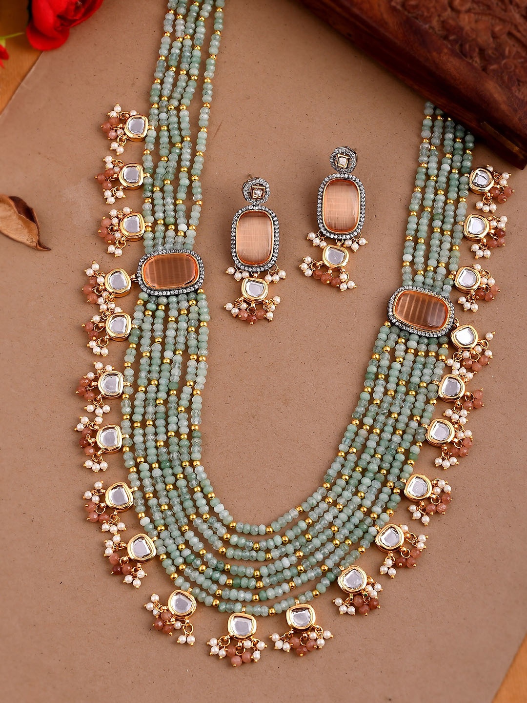 

DASTOOR 24K Gold-Plated Gold-Toned Kundan Studded Jewellery Set