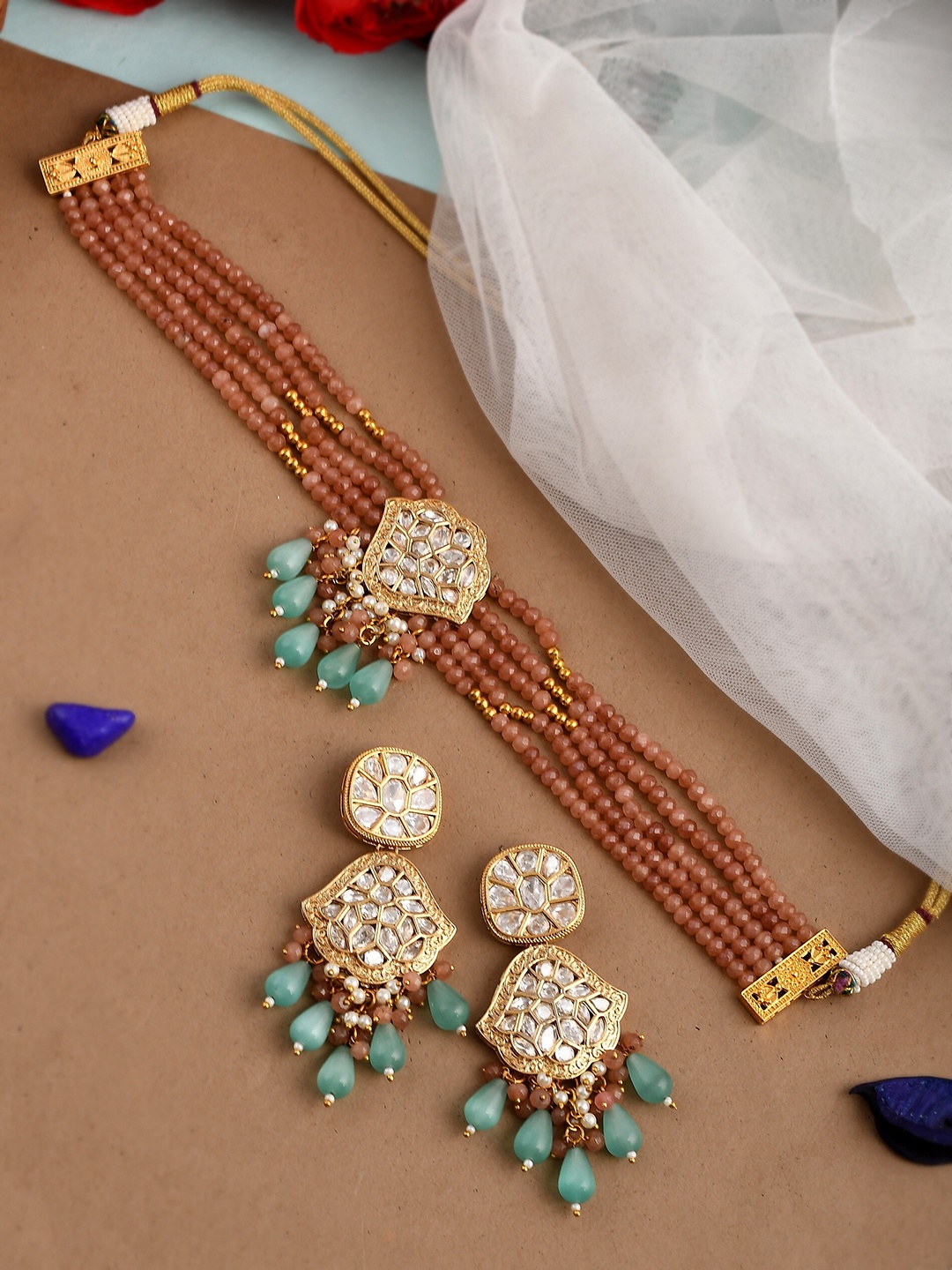 

DASTOOR 24K Gold-Plated Kundan Studded & Beaded Choker Jewellery Set