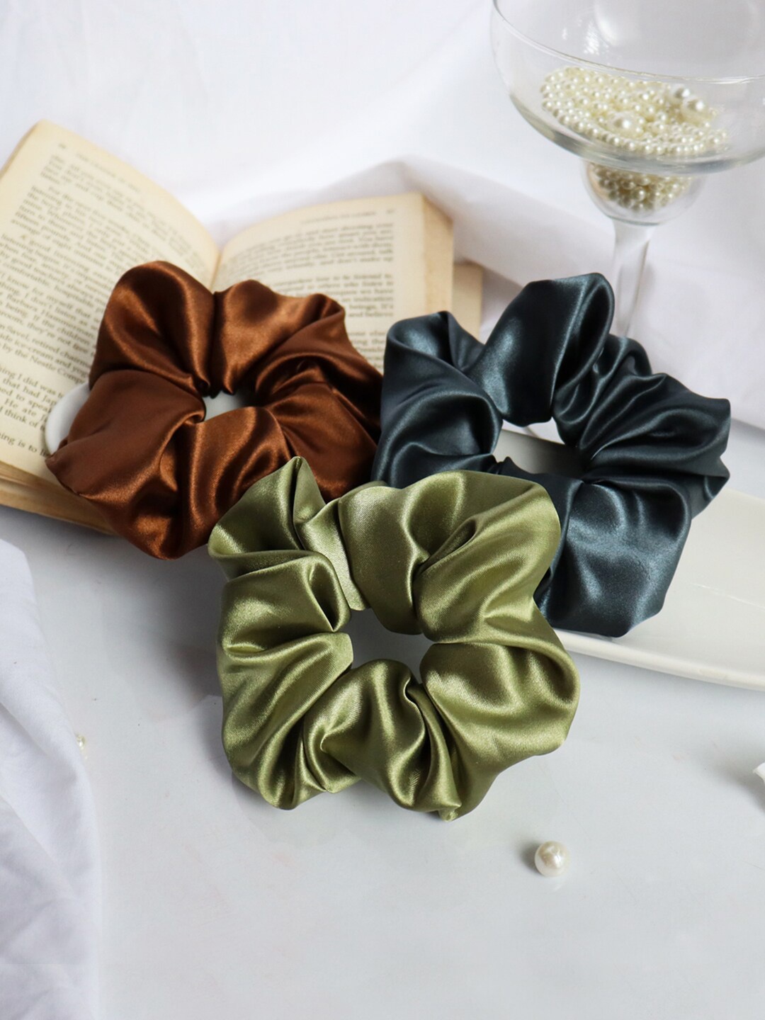 

Soho Boho Studio Women Set of 3 Green & Blue Ponytail Holders