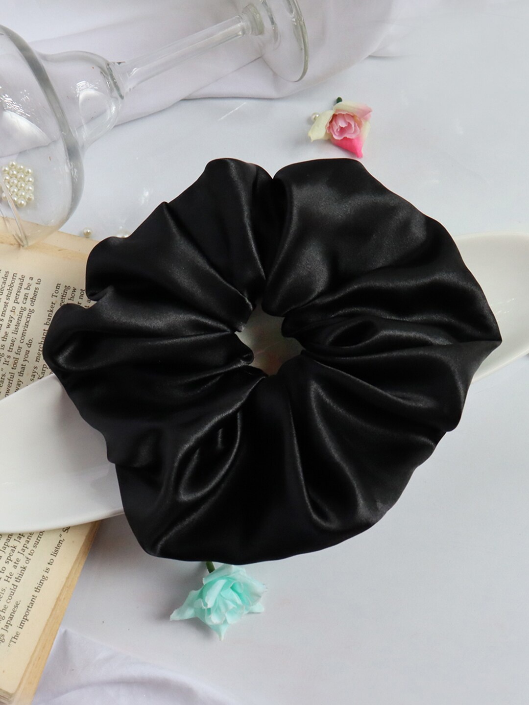 

Soho Boho Studio Women Black Ponytail Holders