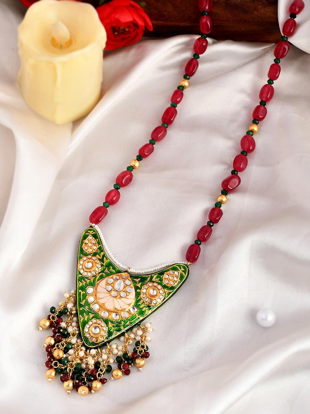 

DASTOOR Women Gold-Toned & Red Brass Gold-Plated Necklace