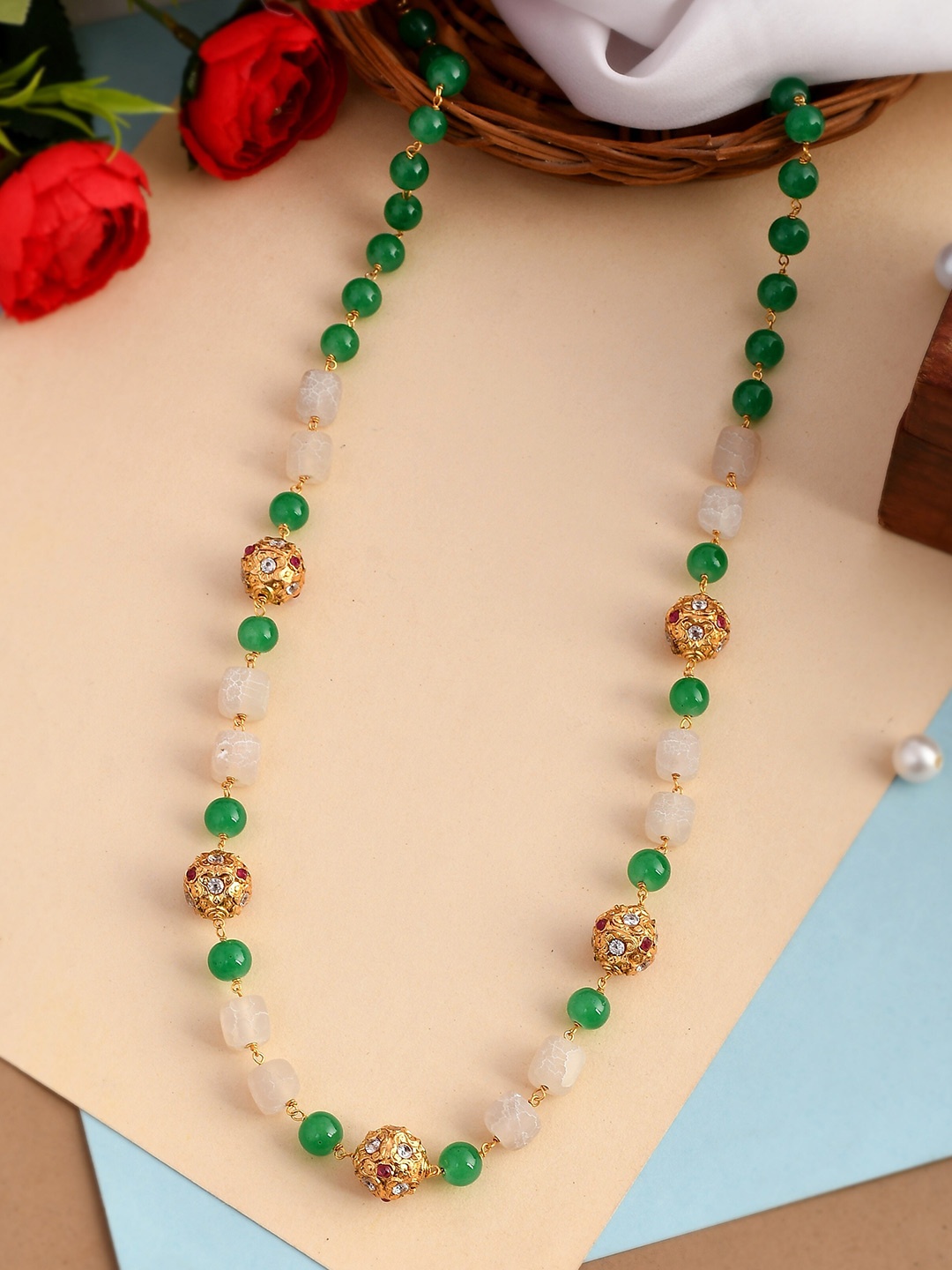 

DASTOOR Green & White Brass Gold-Plated Necklace
