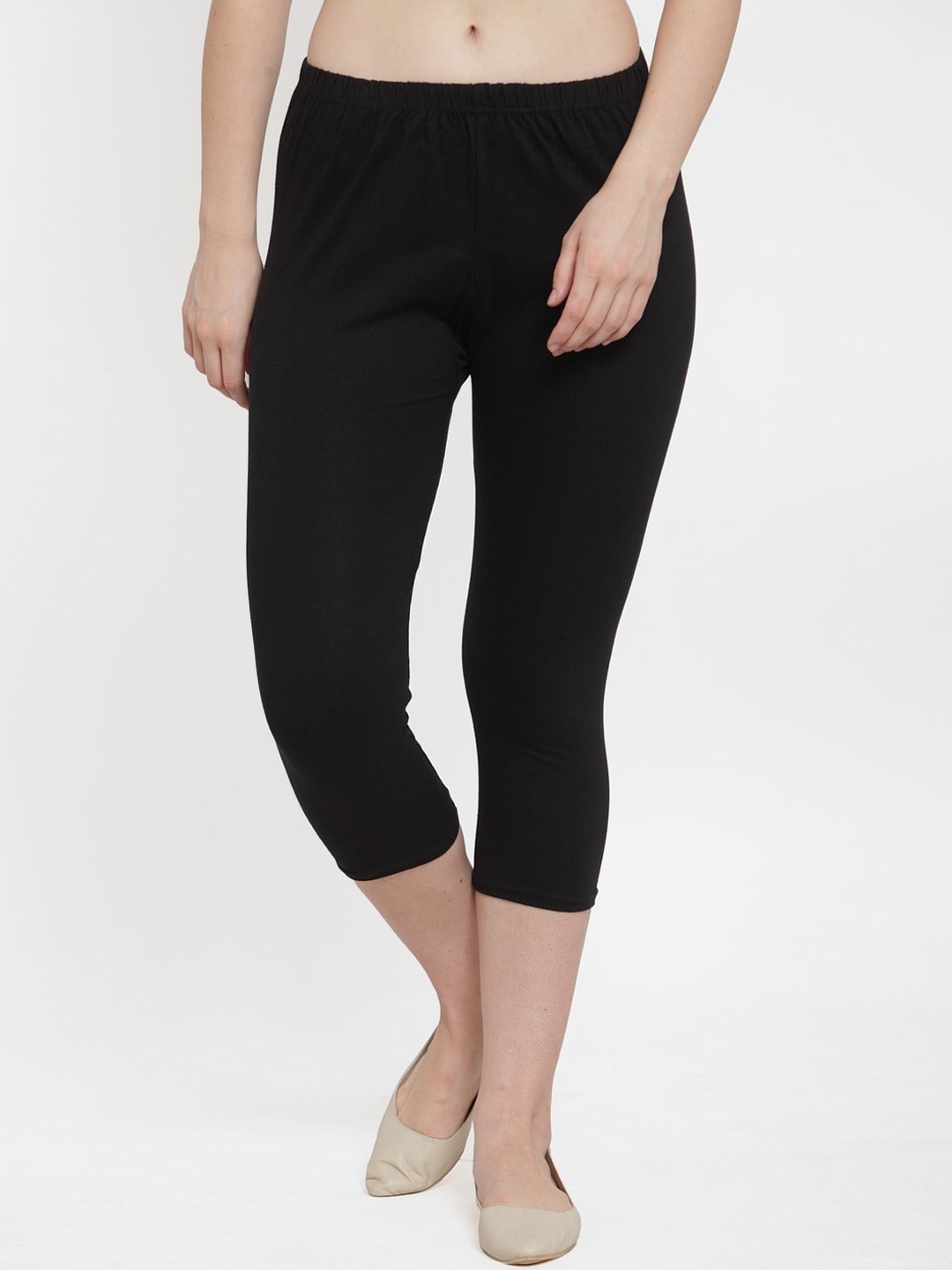 

Jinfo Women Black Solid Slip On Capris