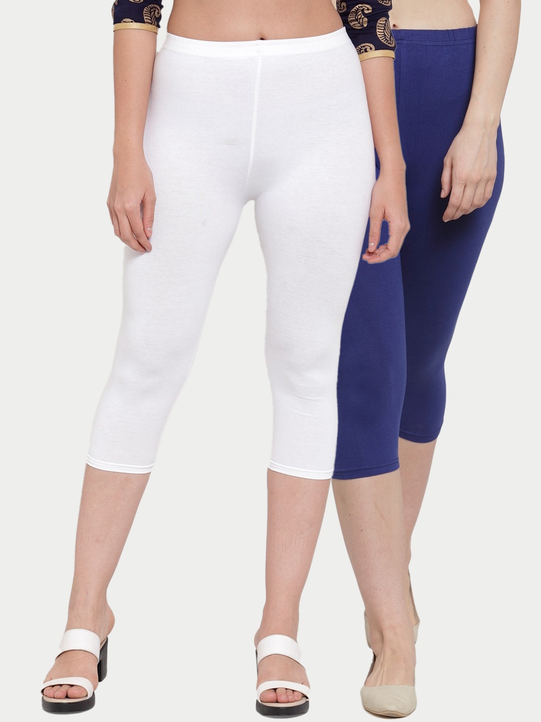 

GRACIT Women Set Of 2 White & Navy Blue Capris