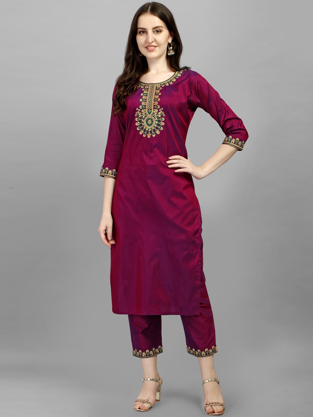 

FabFairy Women Purple Ethnic Motifs Embroidered Thread Work Kurta with Trousers