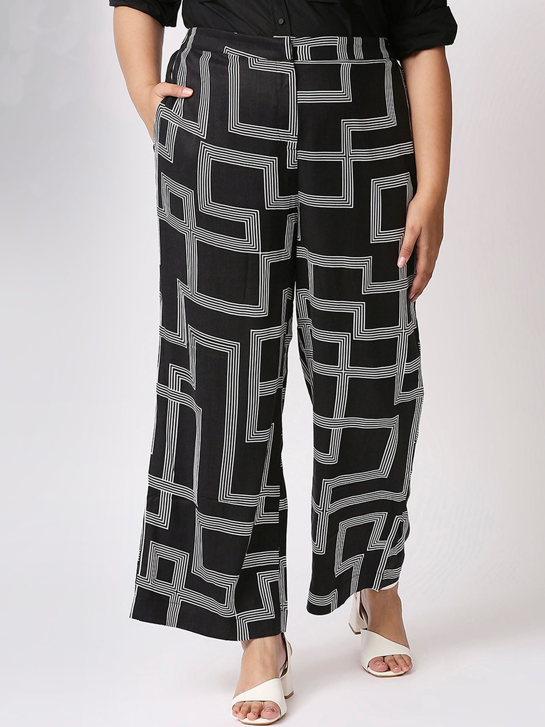 

20Dresses Women Black Printed High-Rise Trousers
