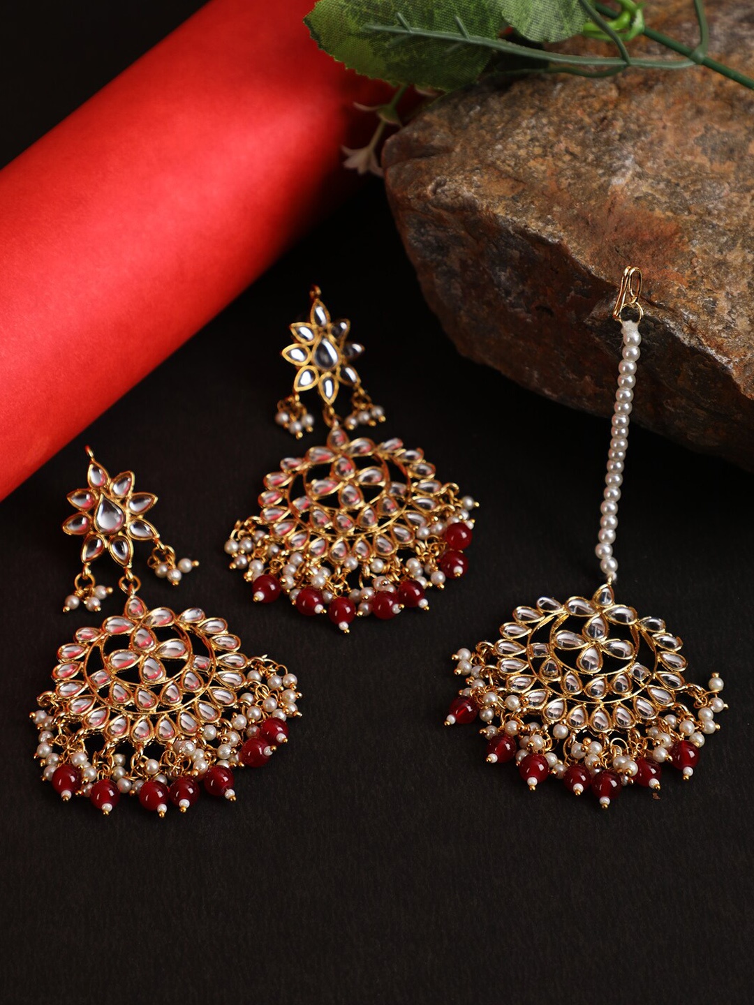 

Jazz and Sizzle Gold-Plated Maroon & White Kundan Studded Maang Tikka & Earring Set