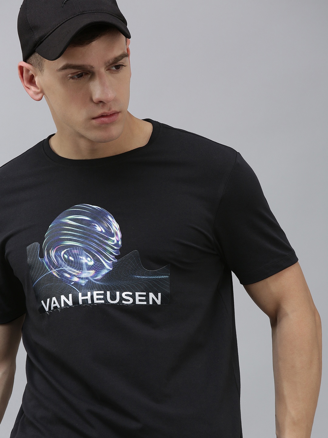 

Van Heusen Flex Men Graphic Printed Round Neck Sports T-shirt, Black