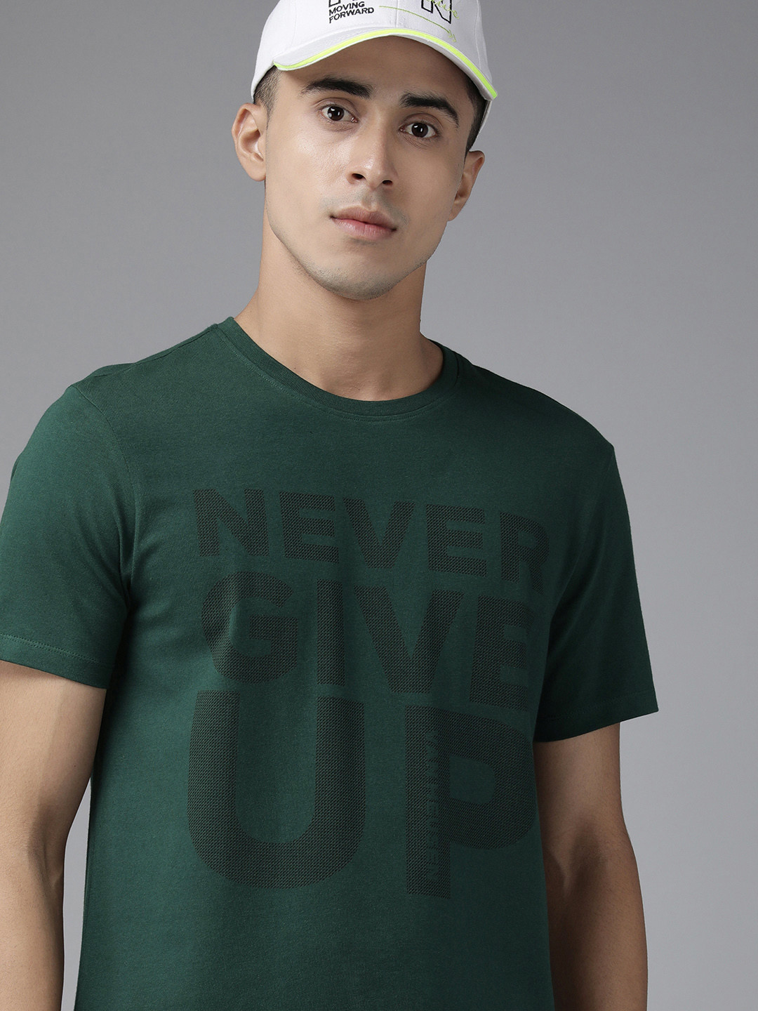 

Van Heusen Flex Men Typography Printed Slim Fit Training T-shirt, Green