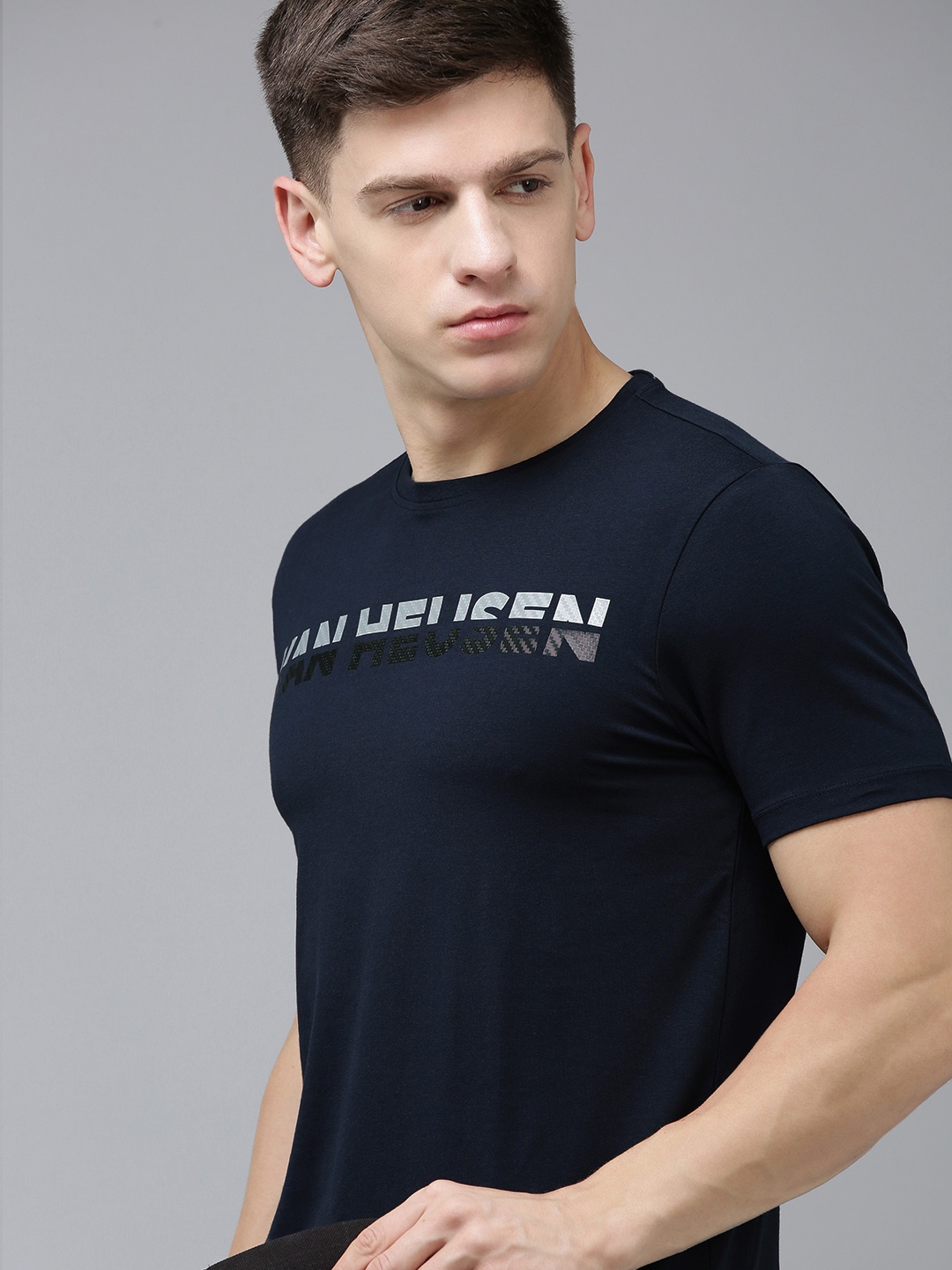 

Van Heusen Flex Men Brand Logo Printed Slim Fit Training T-shirt, Navy blue