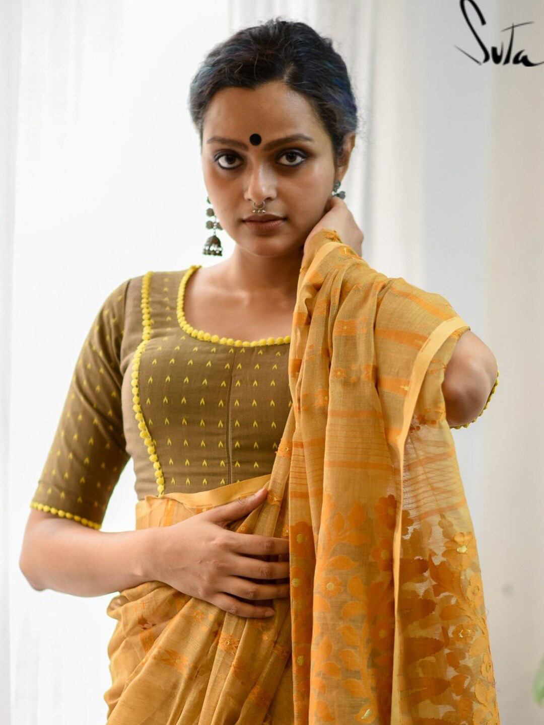 

Suta Women Brown Woven Cotton Saree Blouse