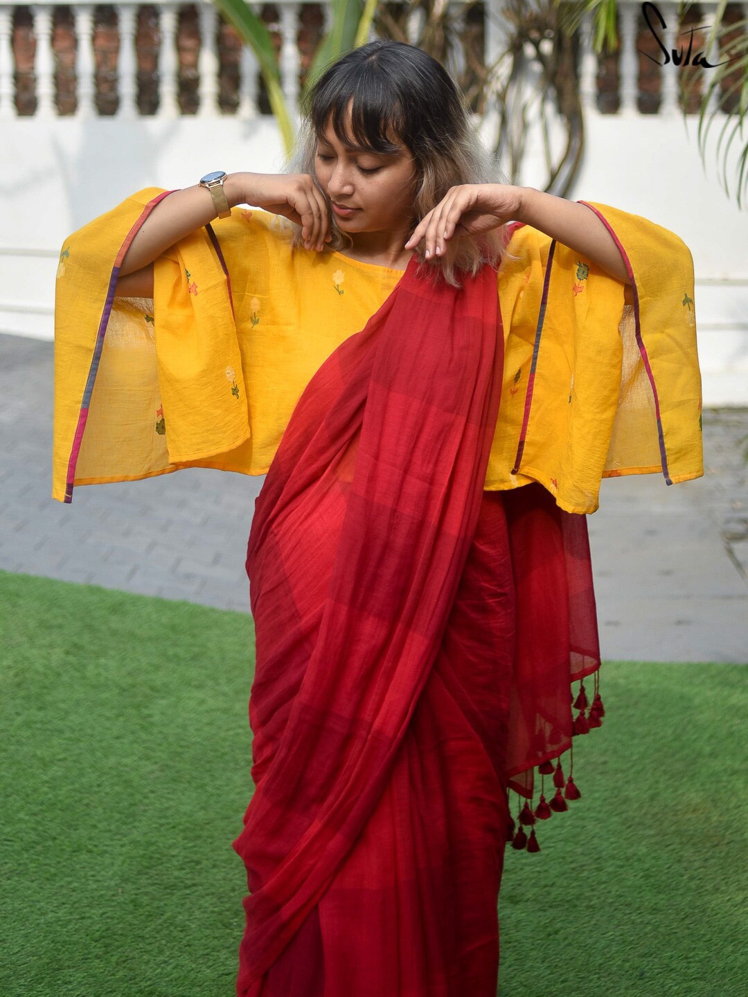 

Suta Women Mustard Woven Design Kaftan Style Saree Blouse