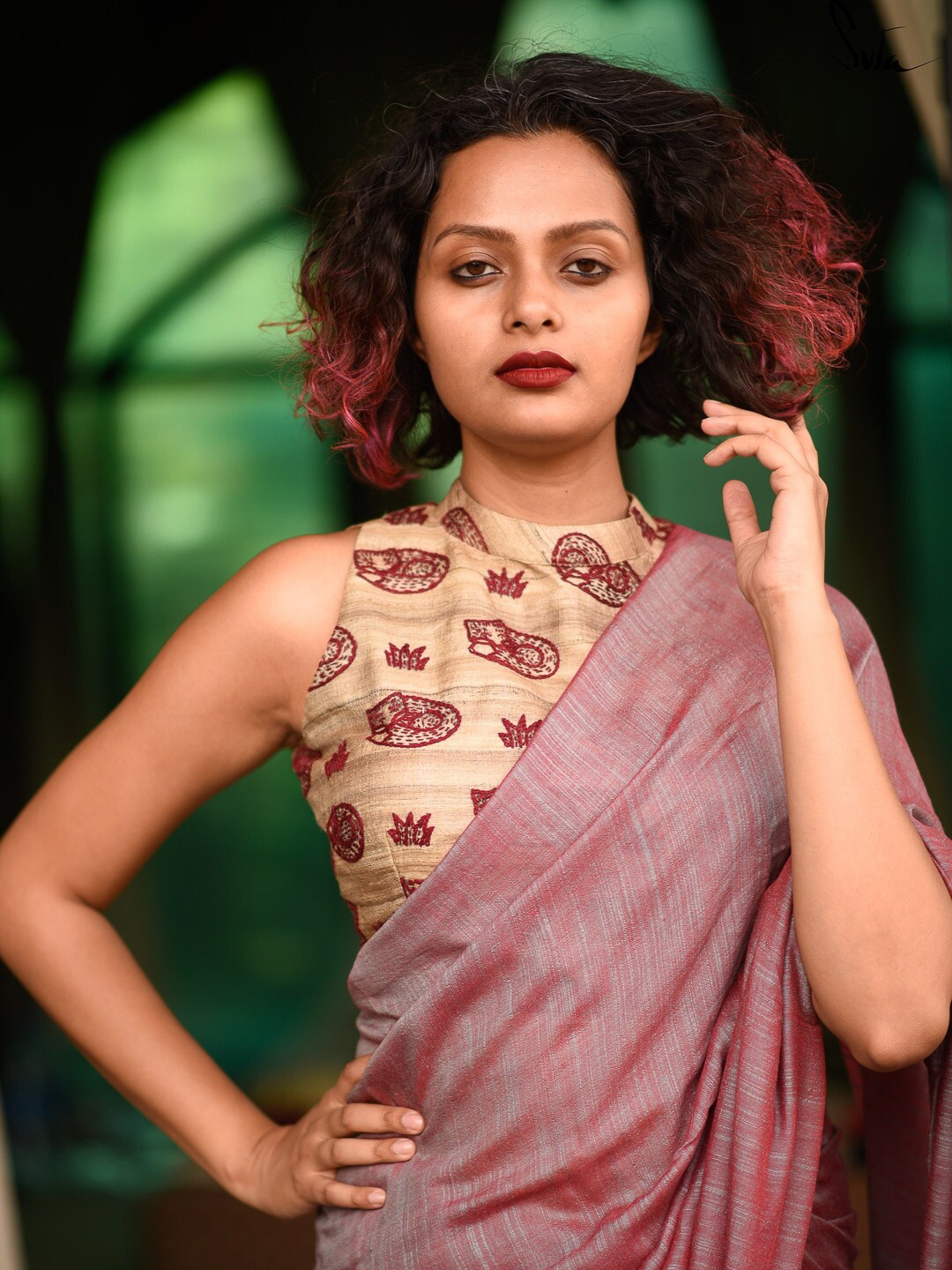 

Suta Beige Woven Design Saree Blouse