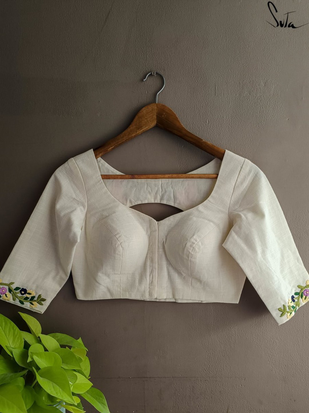 

Suta Women White Embroidered Cotton Saree Blouse