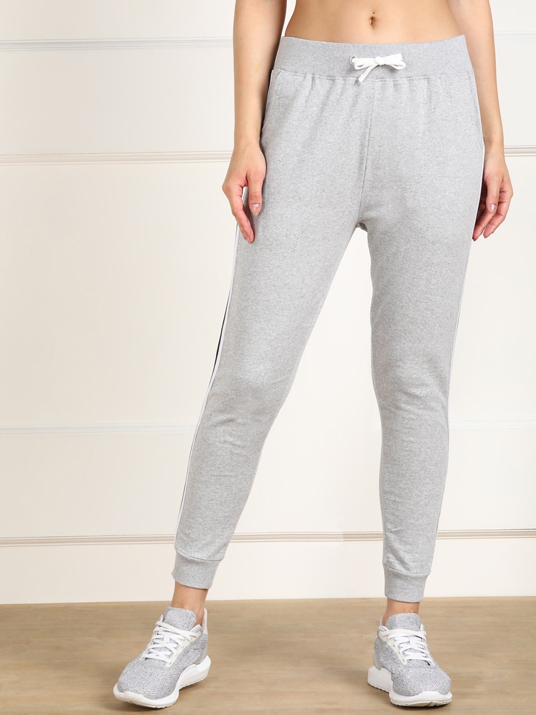

SHARKTRIBE Women Grey Melange Solid Cotton Joggers