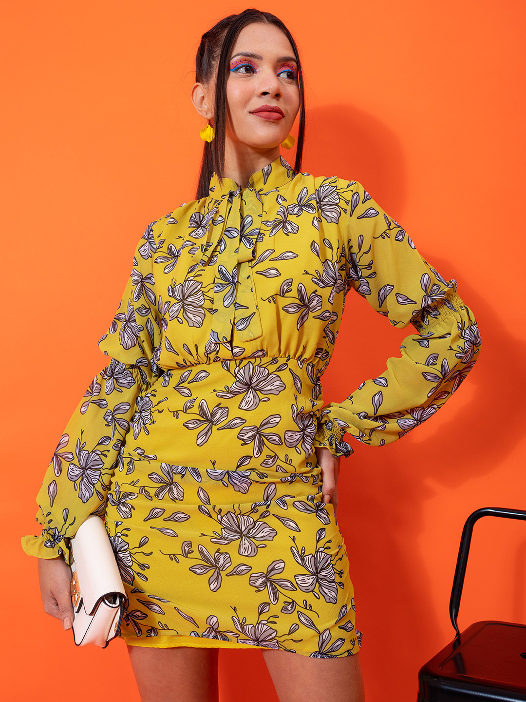 

Stylecast X Hersheinbox Printied Bishop Sleeves Ruched Sheath Mini Dress, Mustard