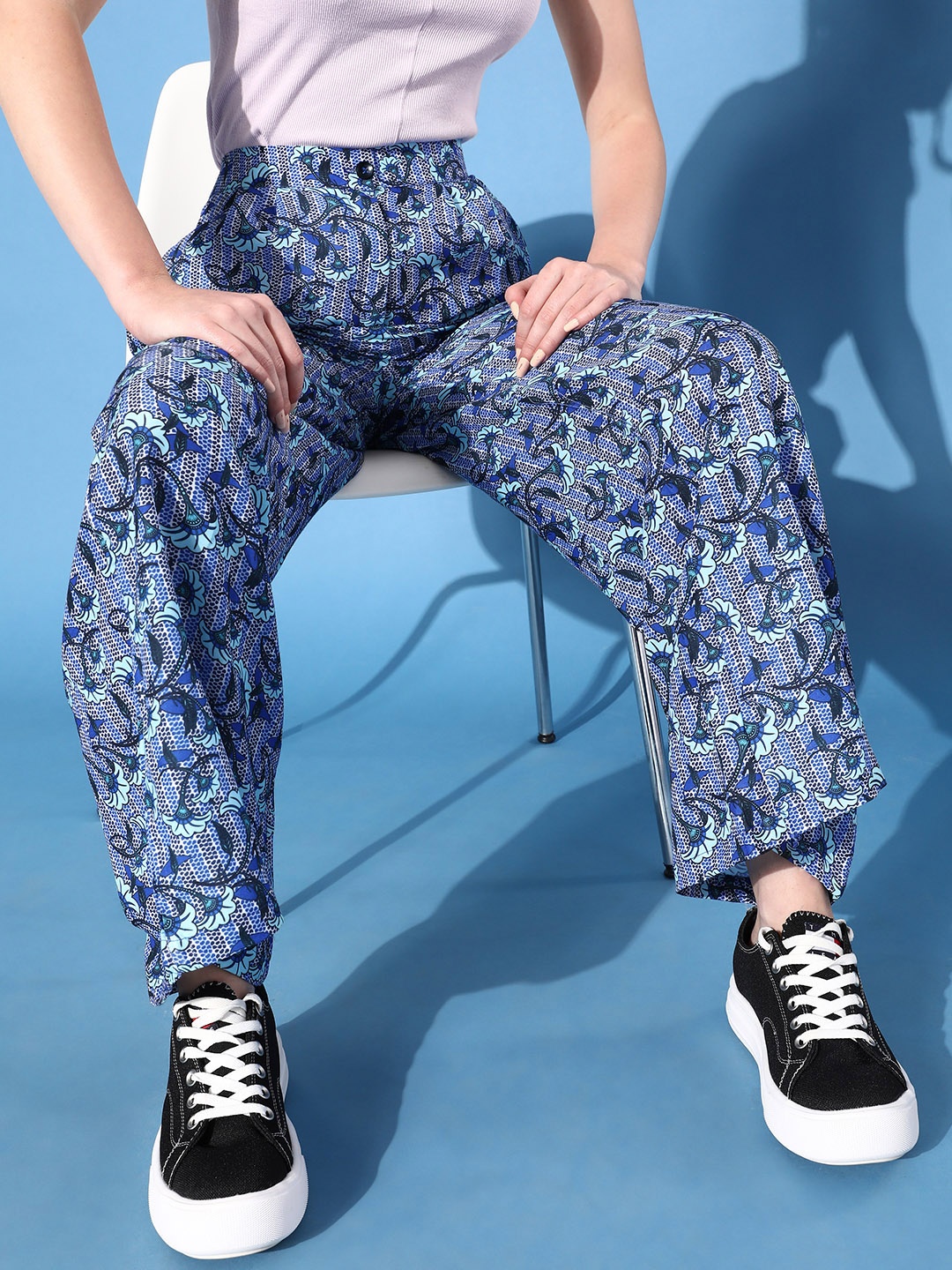 

Stylecast X Hersheinbox Women Blue Floral Wide Leg Trousers