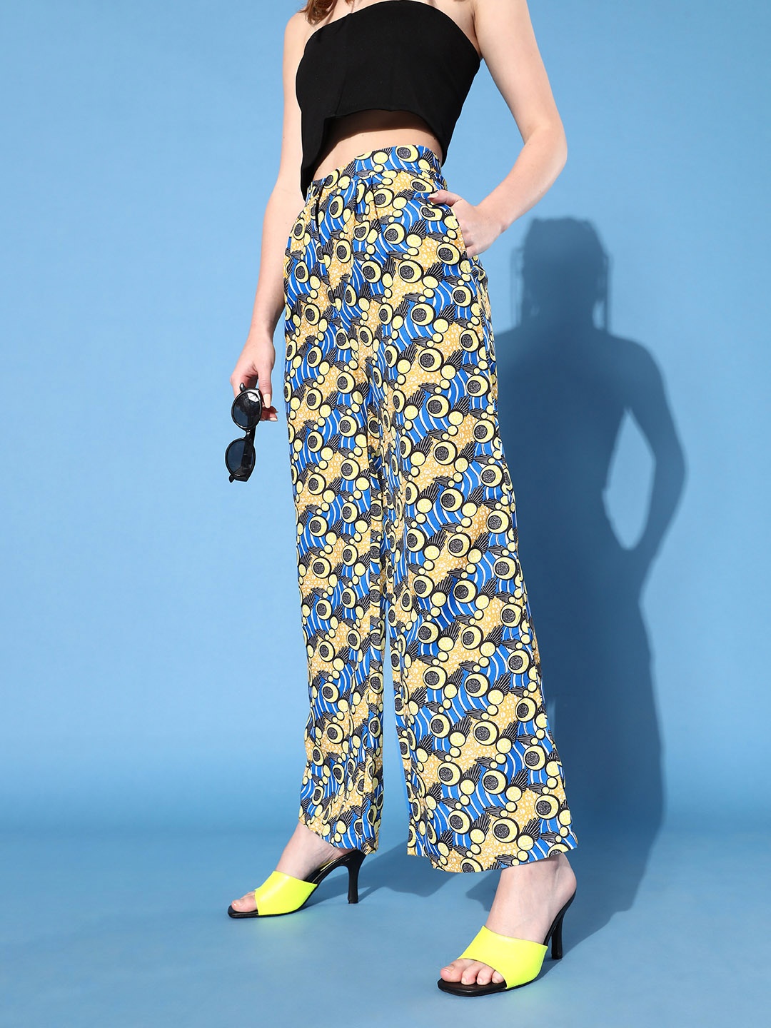 

Stylecast X Hersheinbox Women Multi-Coloured Geometric Wide Leg Trousers