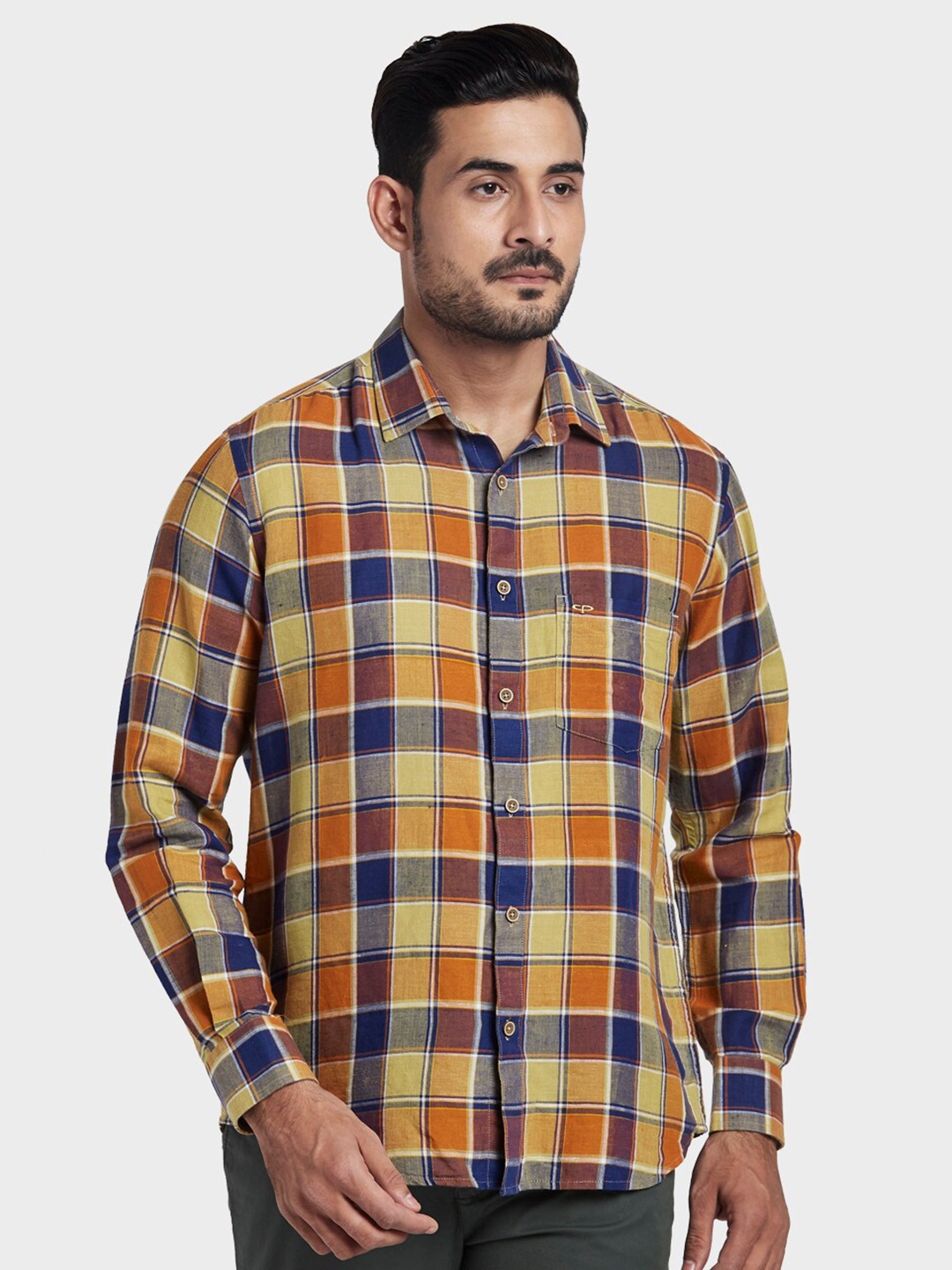 

ColorPlus Men Brown Tailored Fit Buffalo Checked Casual Shirt