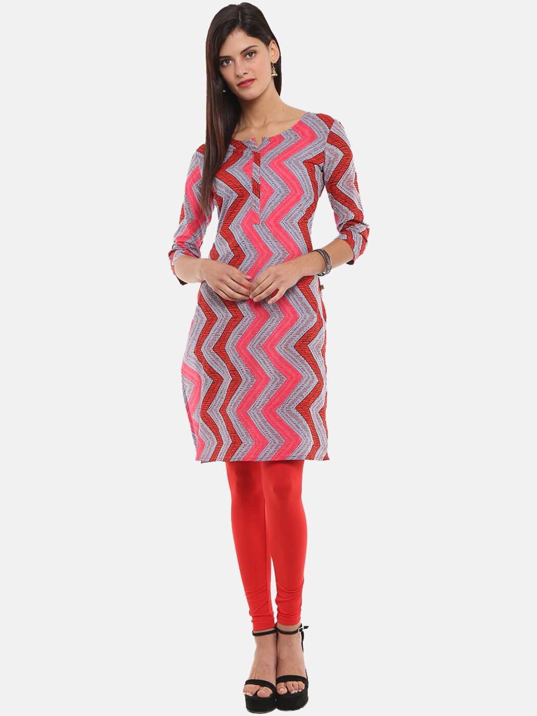 

Desi Mix Women Grey & Red Chevron Printed Round Neck Kurta