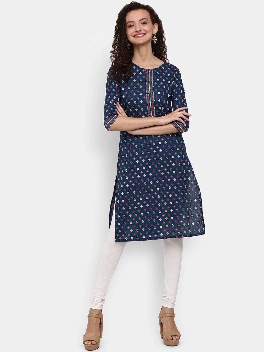

Desi Mix Women Blue Geometric Printed Thread Work Round Neck Kurta