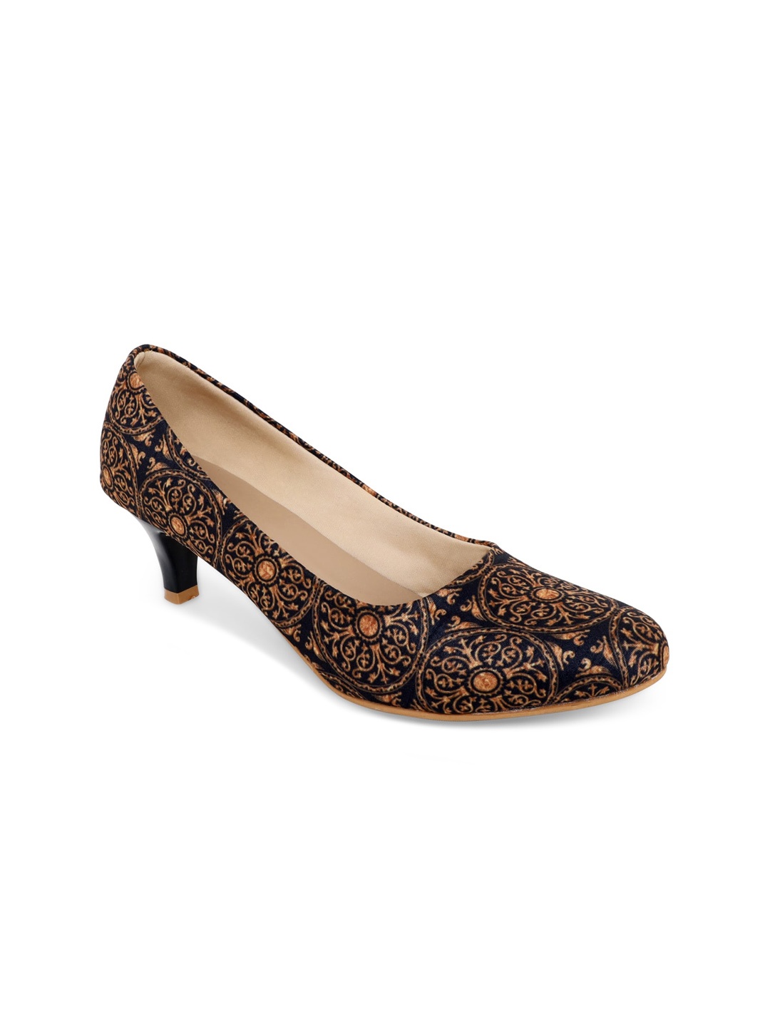 

Kanvas Black & Brown Printed Ethnic Kitten Pumps Heels