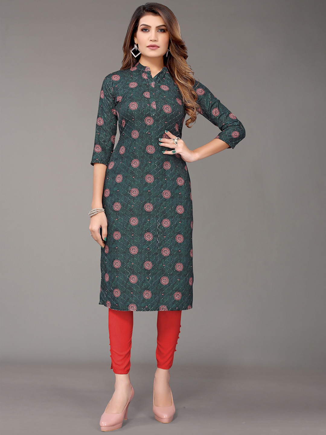 

Nimayaa Women Green Floral Printed Thread Work Floral Kurta