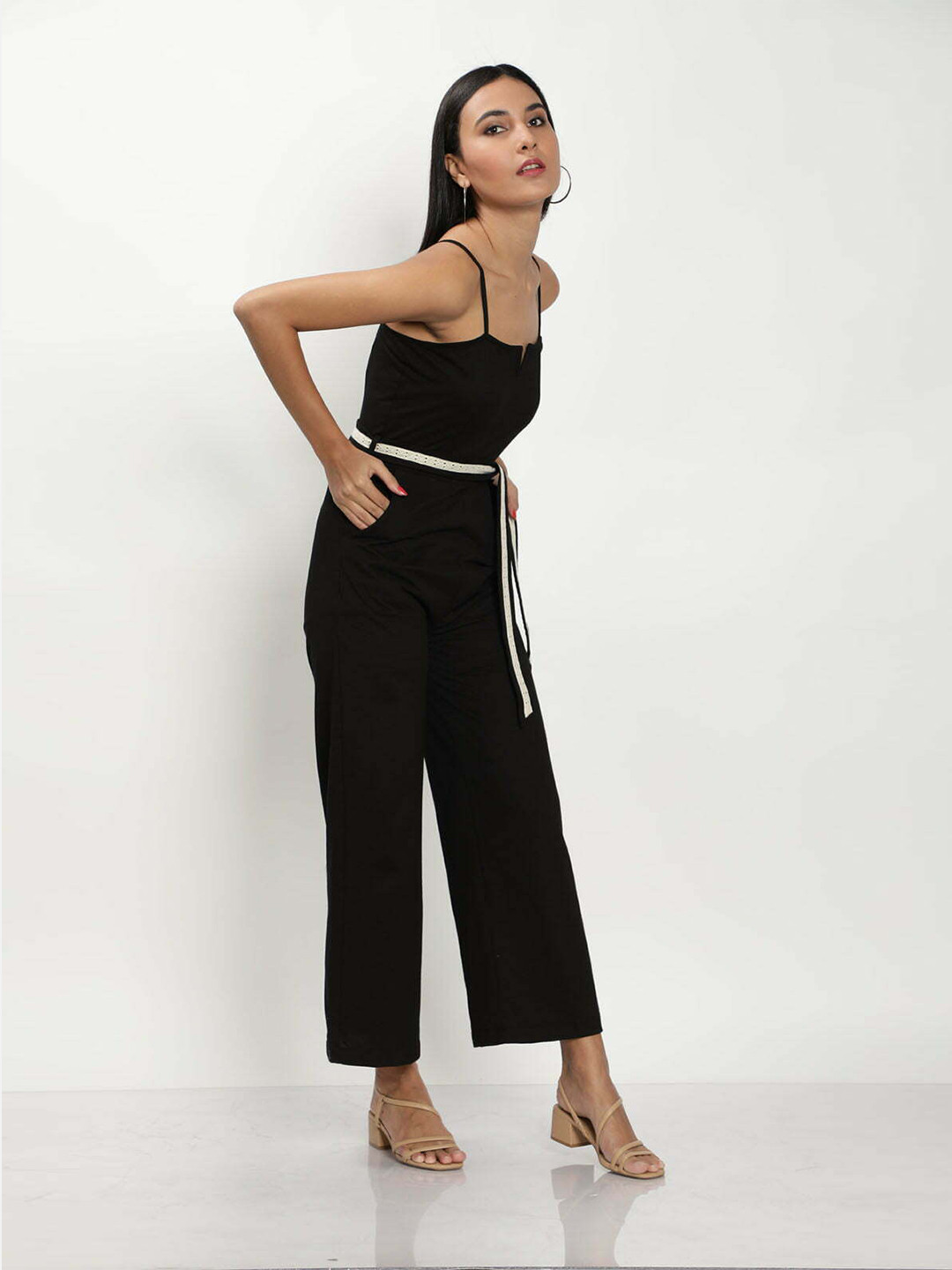 

TheBlackLover Black Solid Basic Jumpsuit