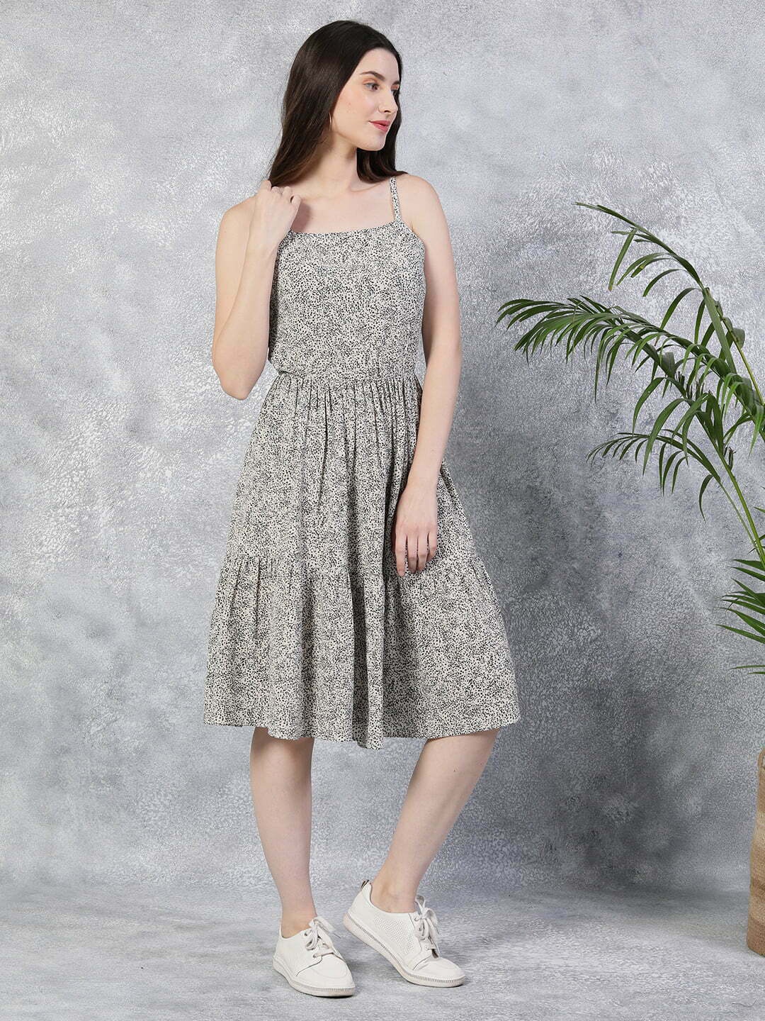 

TheBlackLover Beige & Black Printed Crepe Dress