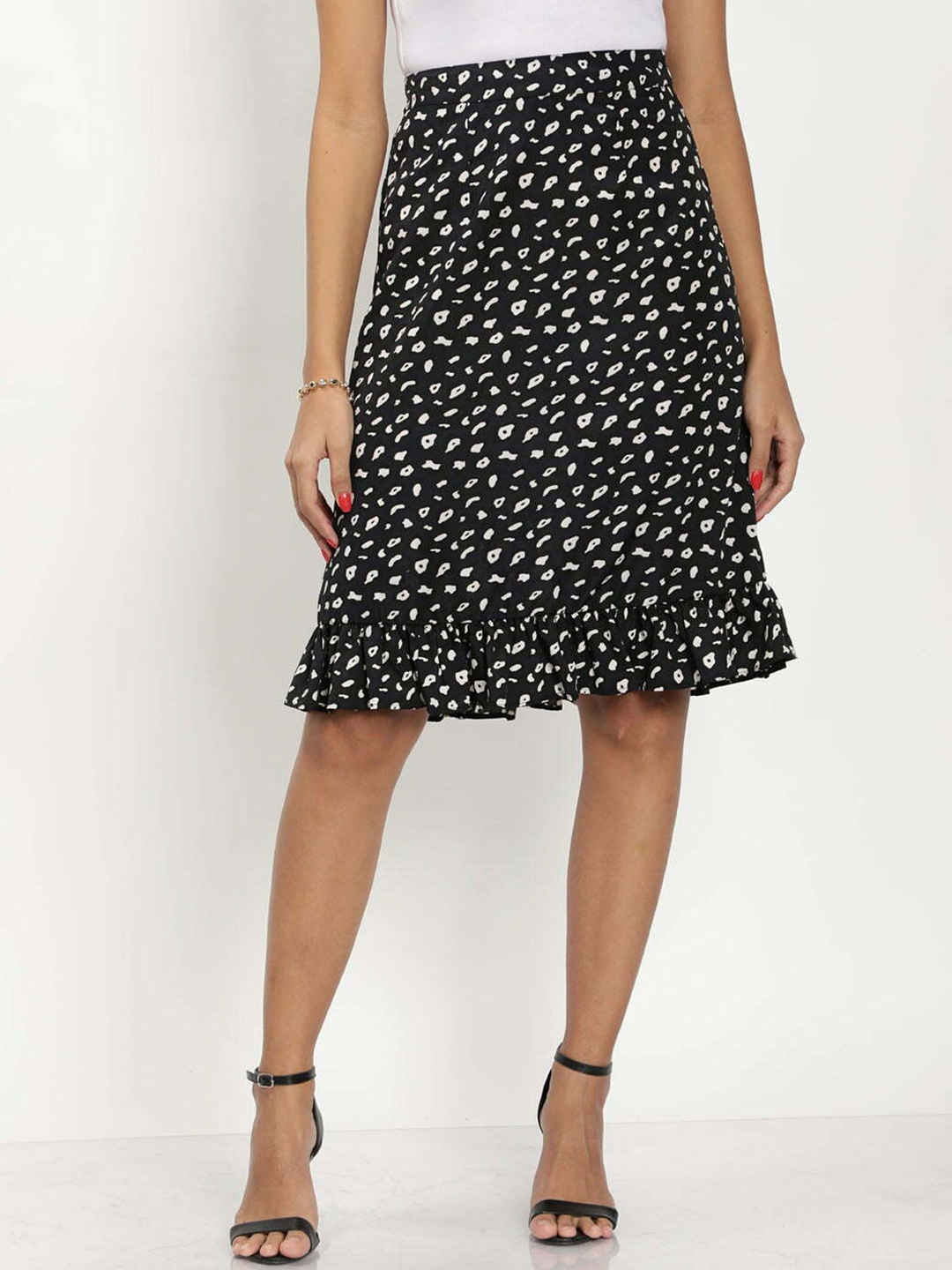 

TheBlackLover Women Black & White Animal Print A-Line Flared Skirt