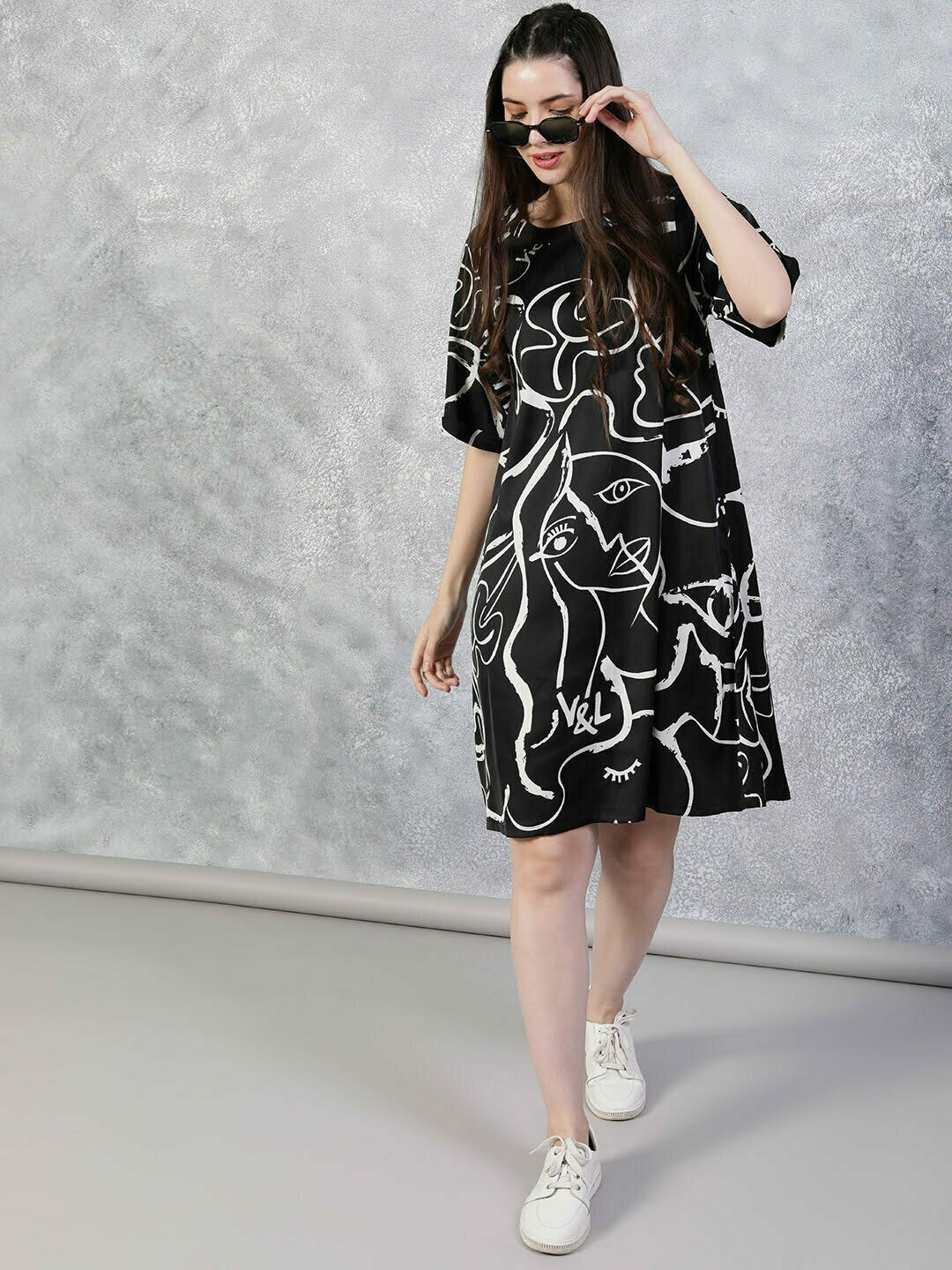 

TheBlackLover Black & White Satin Quirky Printed T-shirt Dress