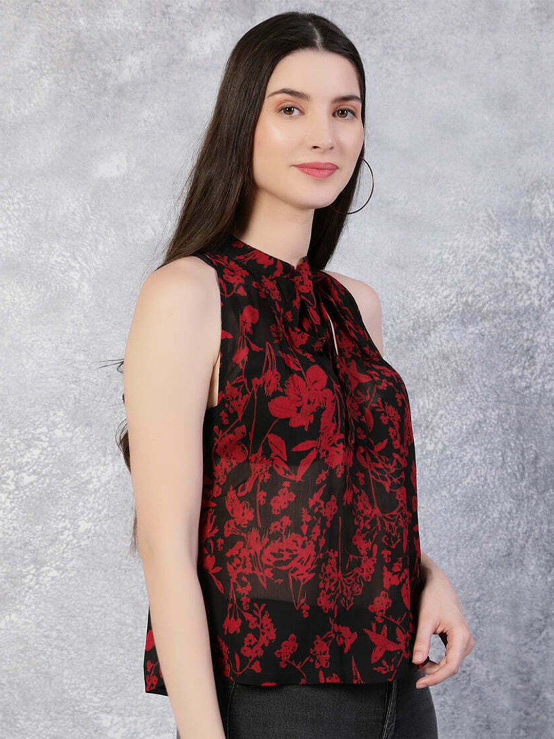 

TheBlackLover Black & Red Floral Print Tie-Up Neck Crepe Blouson Top