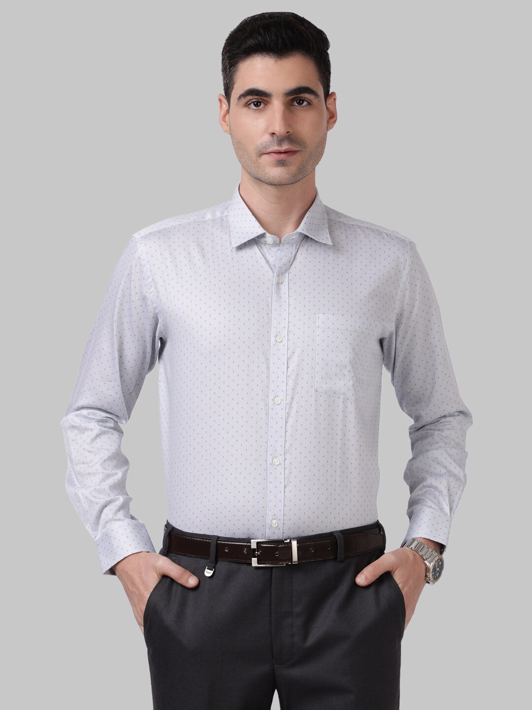 

Park Avenue Men Cotton Grey Casual Shirt