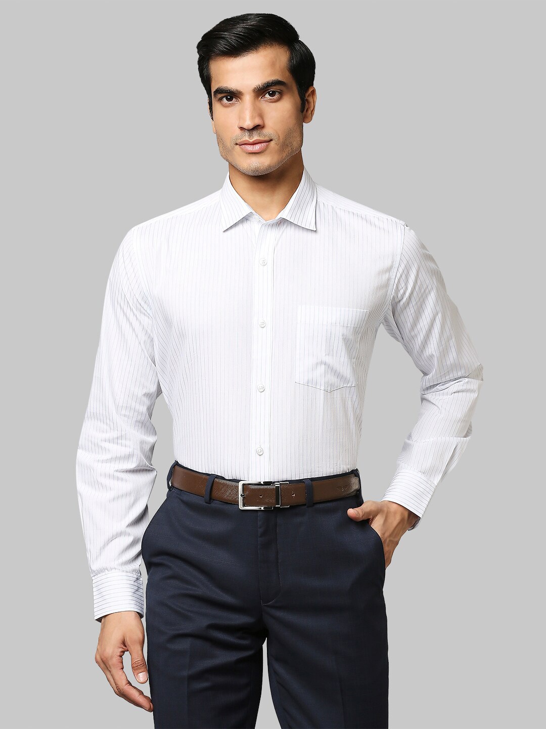 

Park Avenue Men White Opaque Striped Formal Shirt