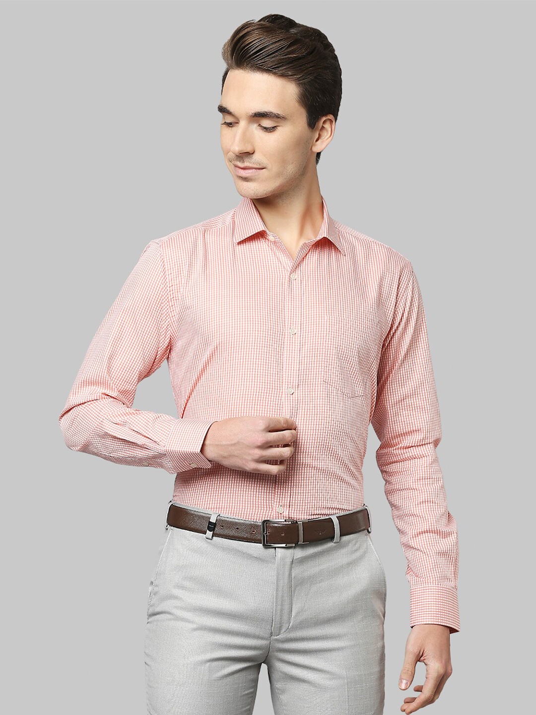 

Park Avenue Men Peach-Coloured Slim Fit Micro Checks Striped Casual Shirt