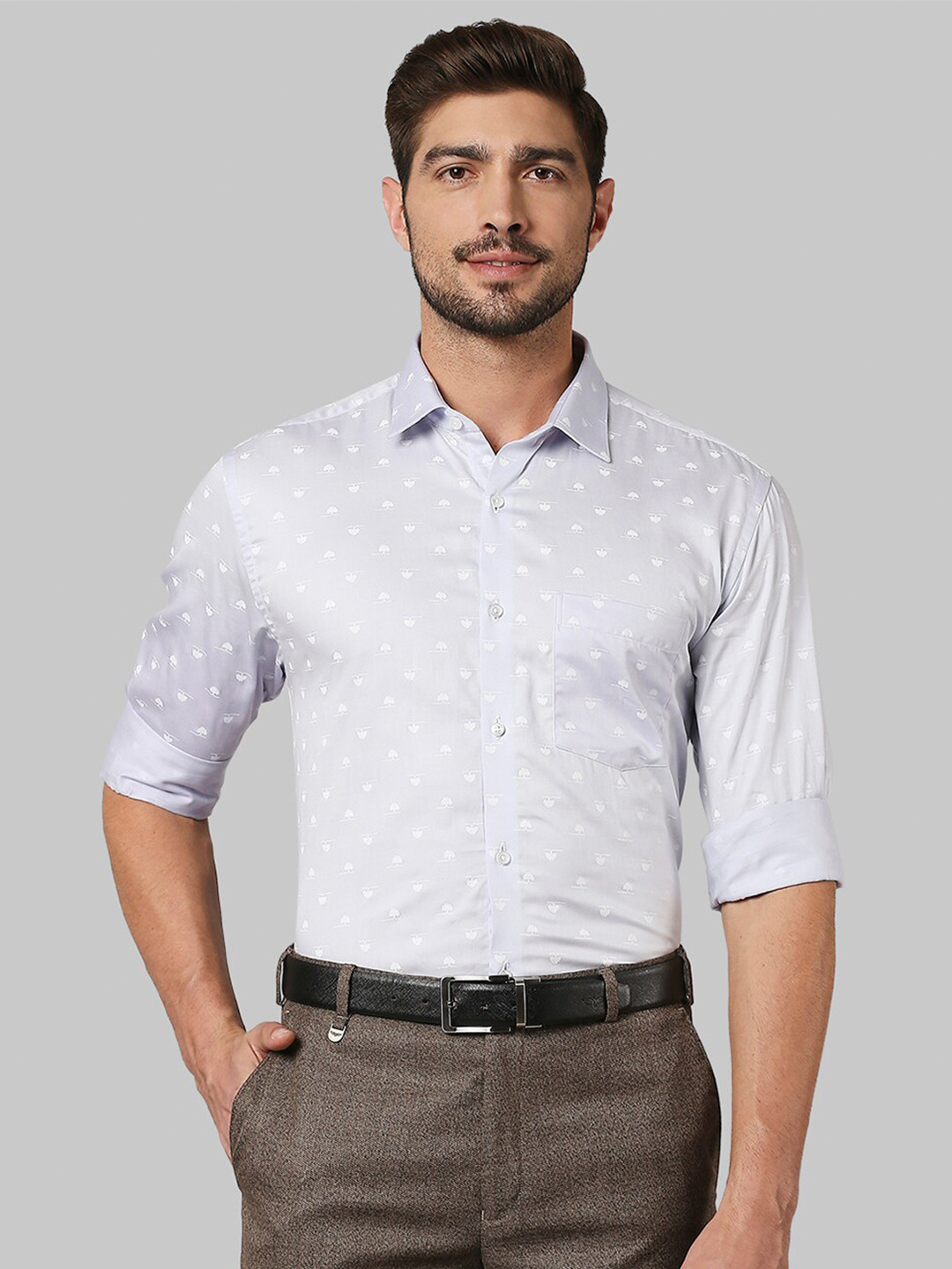 

Park Avenue Men White Slim Fit Floral Printed Formal Shirt