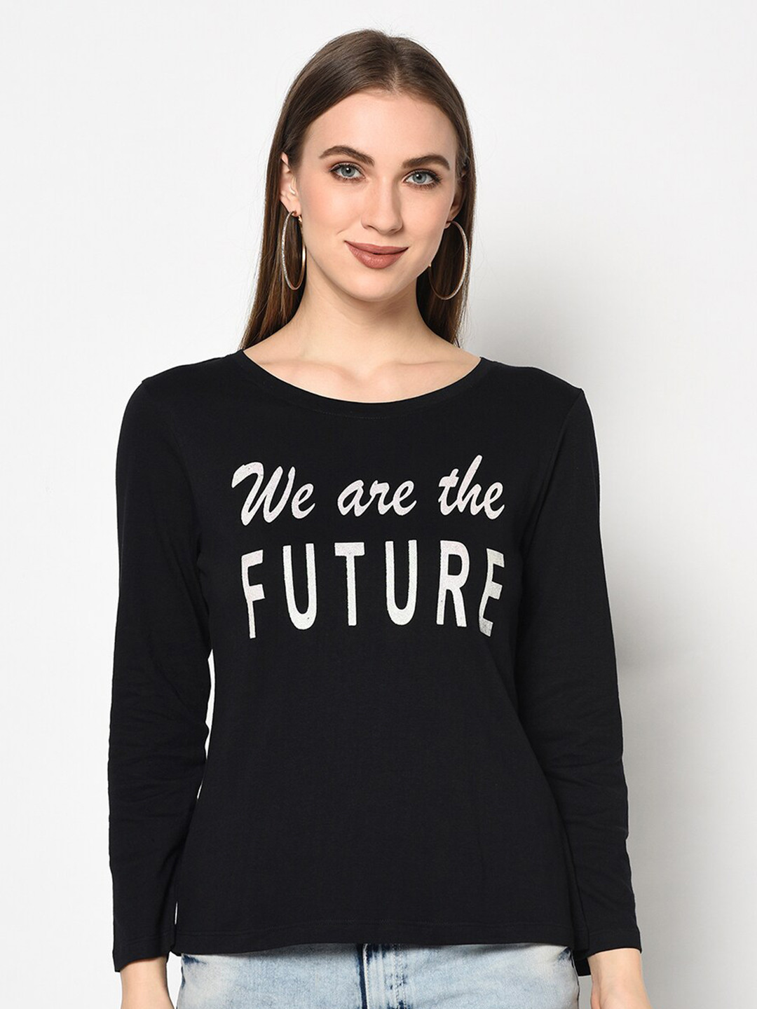 

SHARKTRIBE Women Black Typography Printed Slim Fit T-shirt