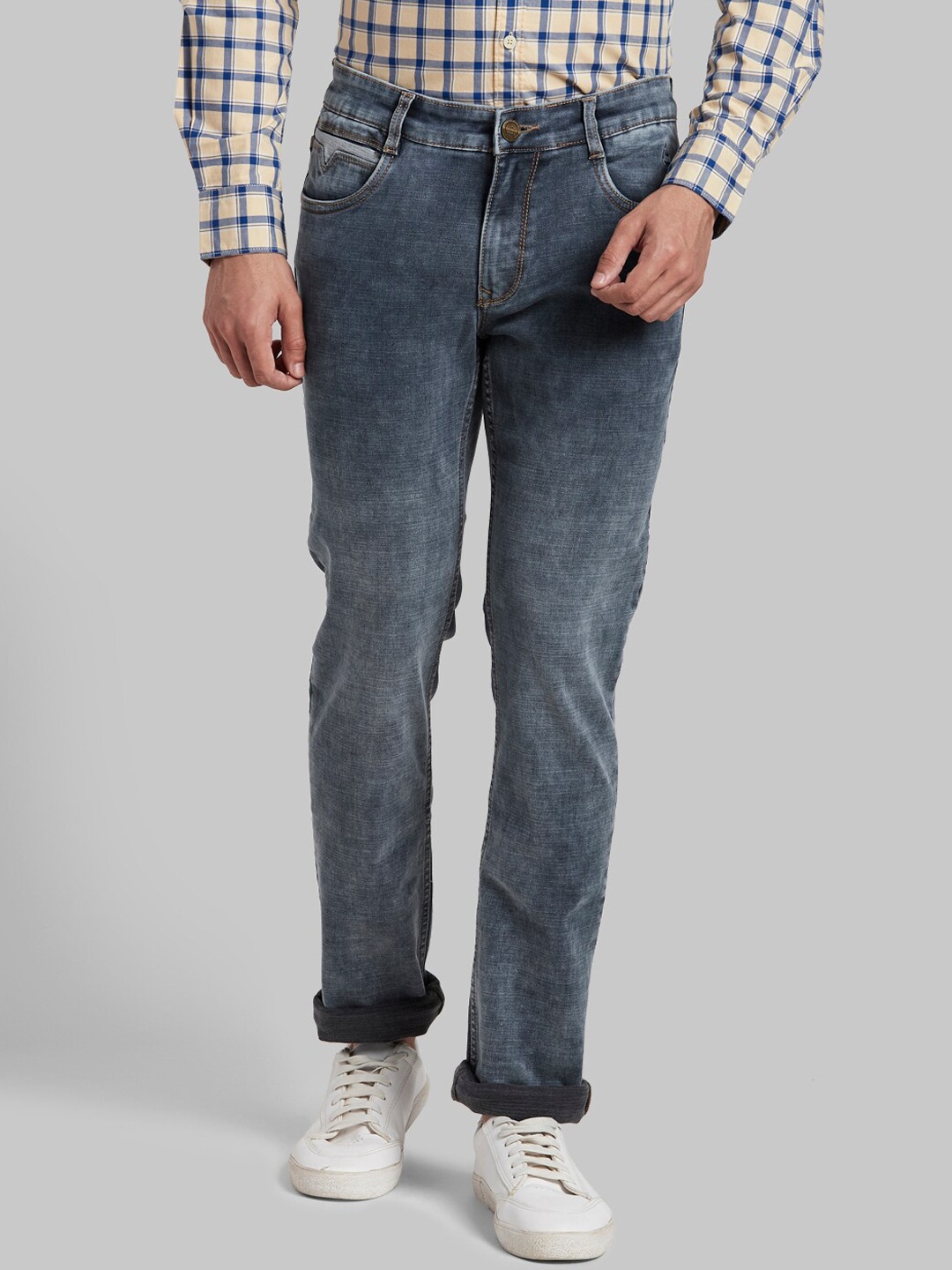 

Parx Men Blue Cotton Slim Fit Clean look Jeans