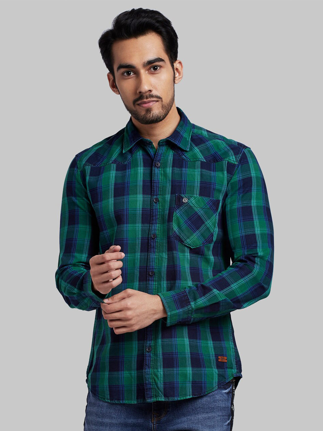 

Parx Men Green Slim Fit Checked Casual Cotton Shirt