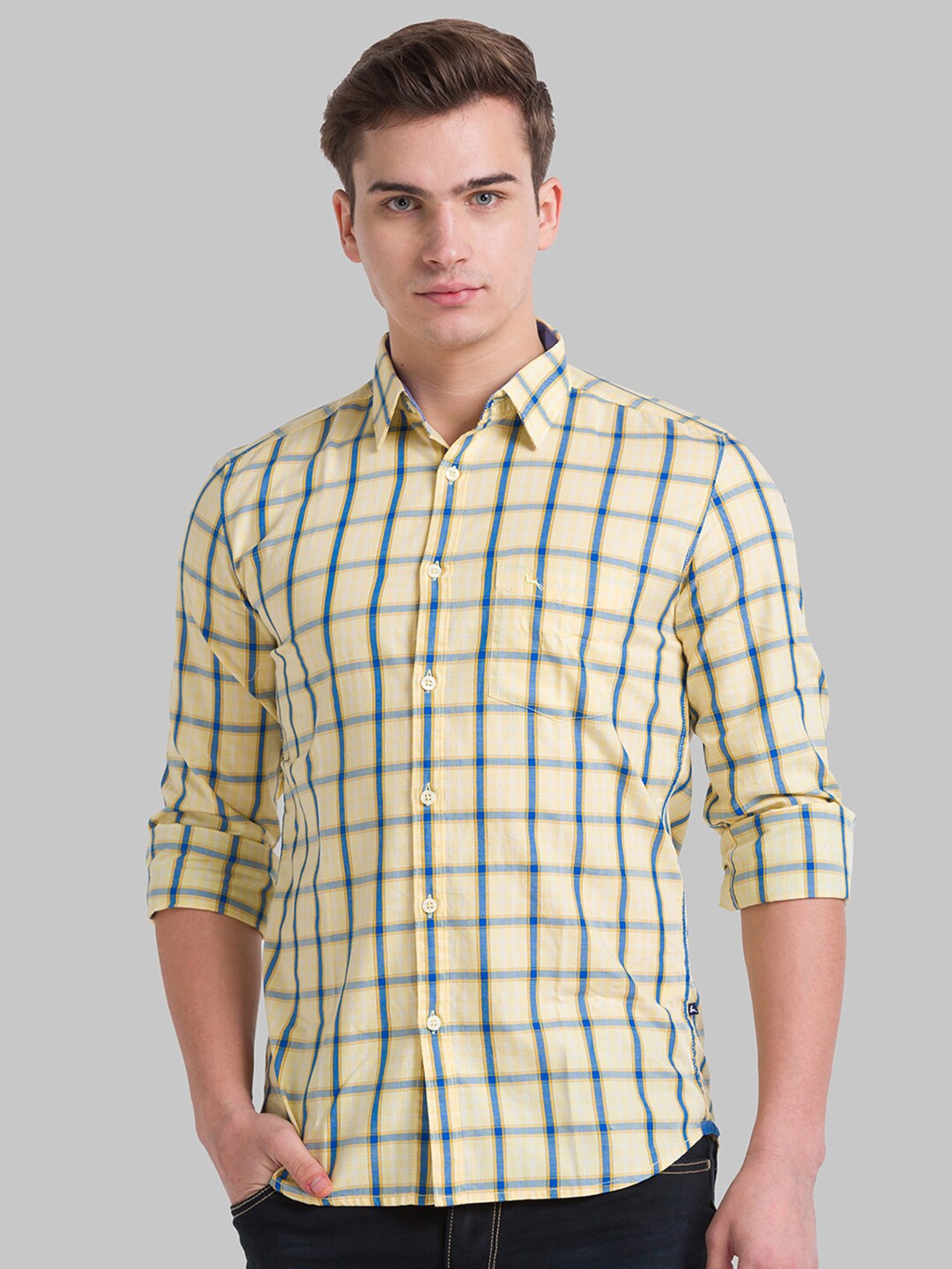 

Parx Men Yellow Slim Fit Checked Cotton Casual Shirt