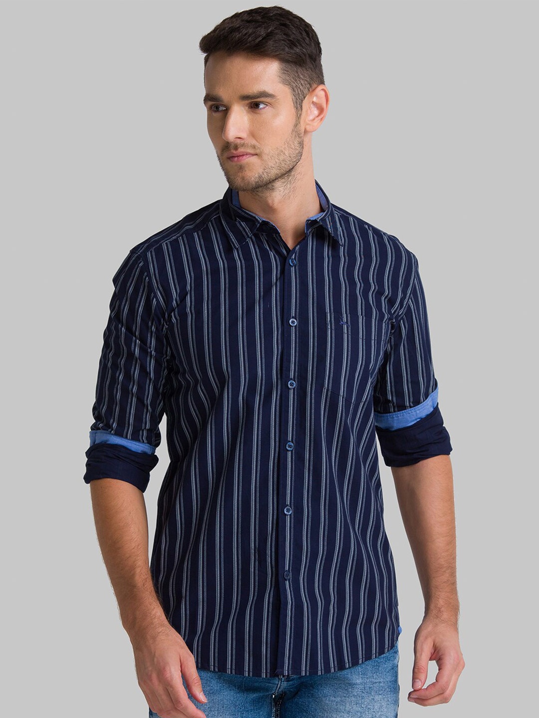 

Parx Men Blue Slim Fit Striped Casual Shirt