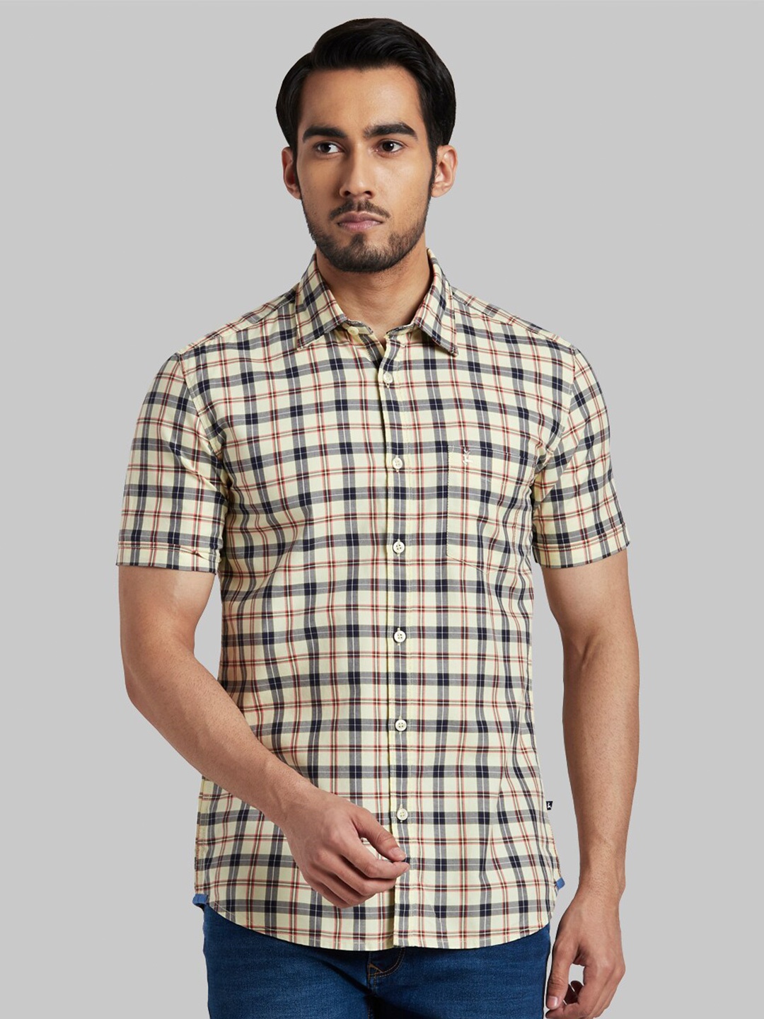 

Parx Men Yellow Slim Fit Checked Cotton Casual Shirt