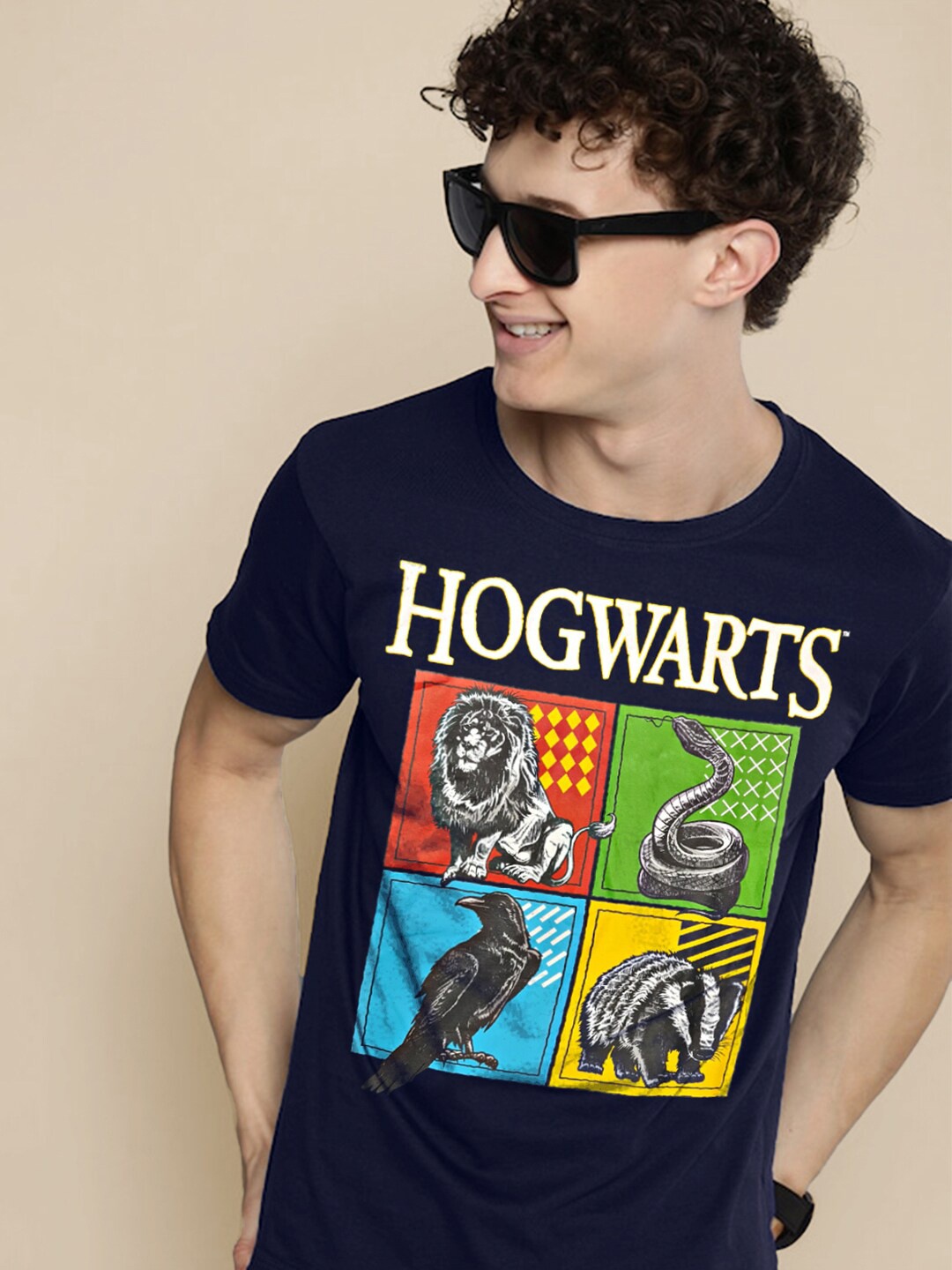 

Free Authority Men Blue Hogwarts Printed Cotton T-shirt