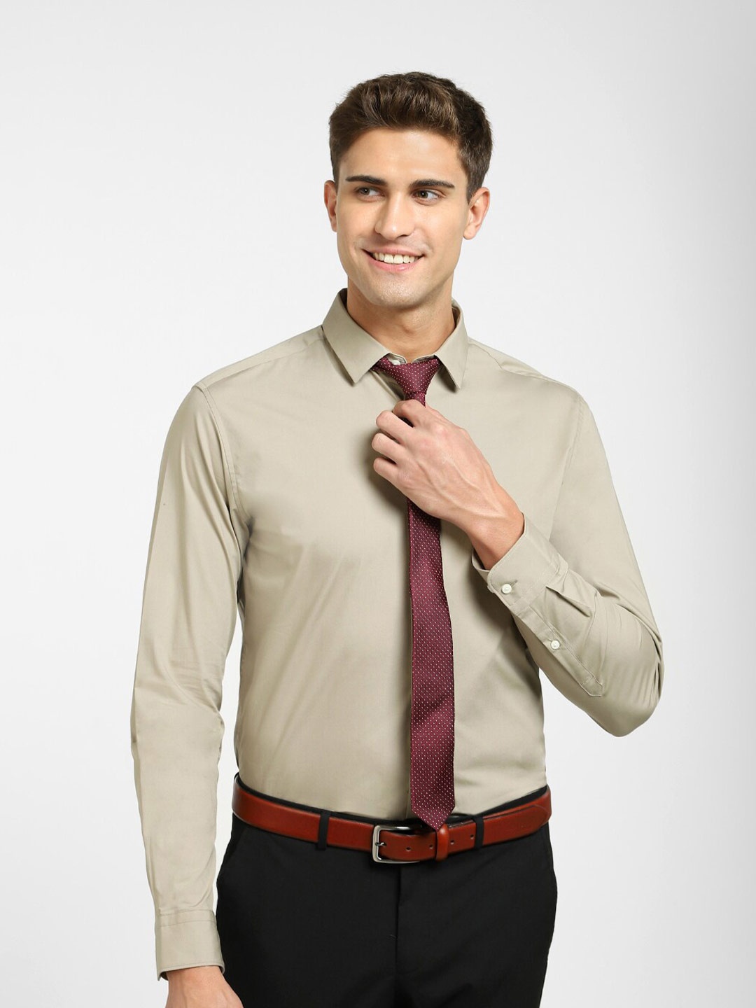 

SELECTED Men Taupe Slim Fit Cotton Formal Shirt